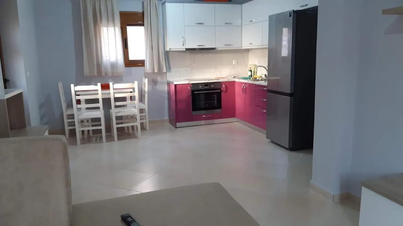 Apartment Lovely 1-Bedroom Rental Unit With Free Parking On Premises Sarande